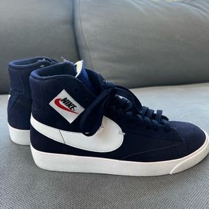 Nike Blazer Rebel Mid